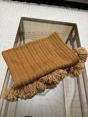 cozy throw out(ثرو)