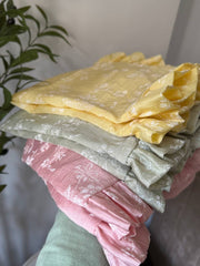 Ruffled cusion pastel 💗