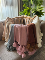 cozy throw out(ثرو)